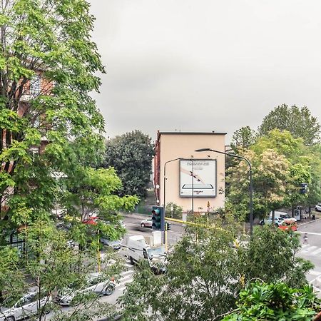 Eden House Sansiro-Duomo Netflix & Design Apartment มิลาน ภายนอก รูปภาพ
