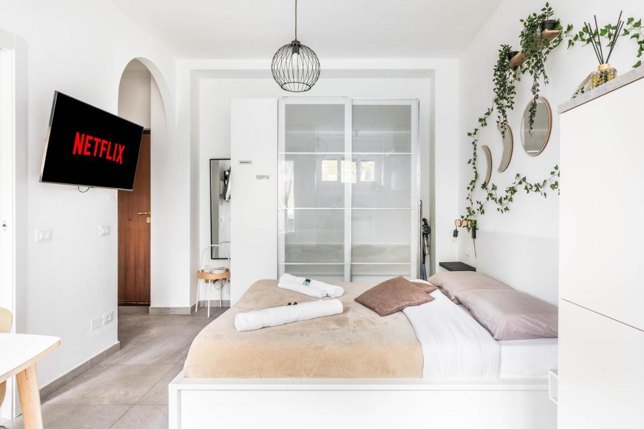 Eden House Sansiro-Duomo Netflix & Design Apartment มิลาน ภายนอก รูปภาพ