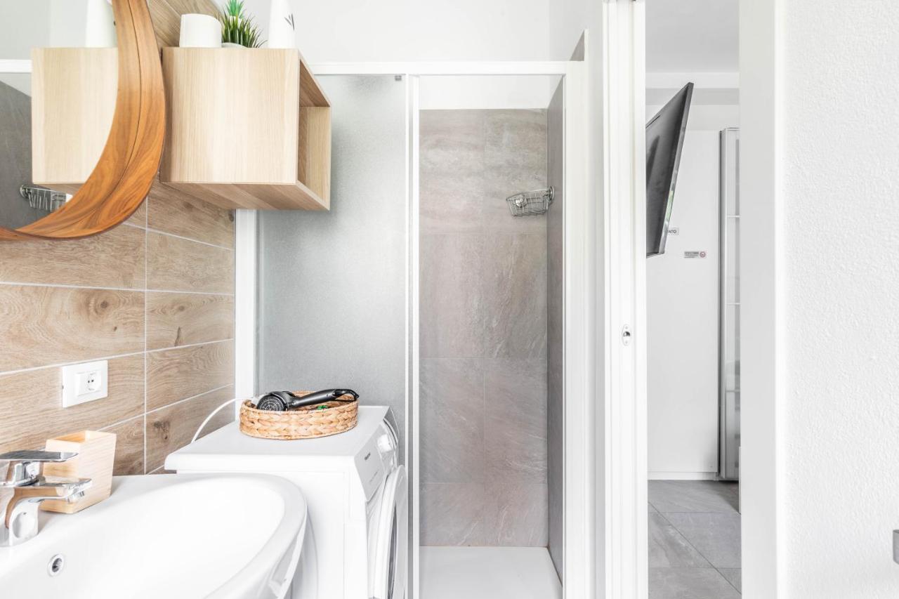 Eden House Sansiro-Duomo Netflix & Design Apartment มิลาน ภายนอก รูปภาพ